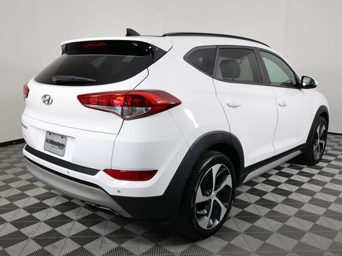 Used 2018 Hyundai Tucson Value image 2