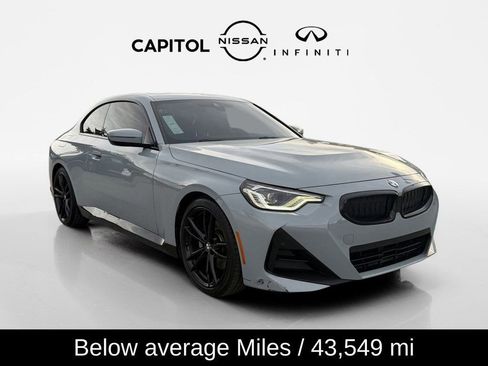 Used 2024 BMW 230i Coupe w/ Premium Package image 4