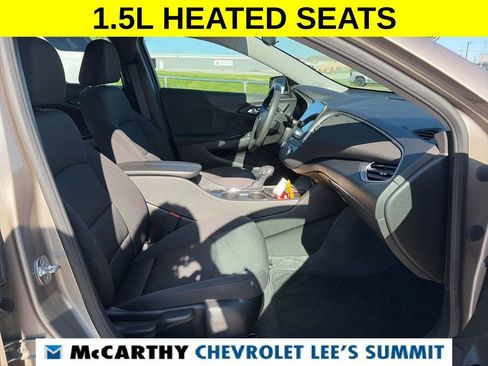 Used 2025 Chevrolet Malibu LT FWD image 28