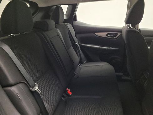 Used 2021 Nissan Rogue Sport S AWD/4WD image 19