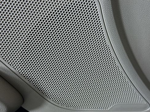 Used 2019 Hyundai Elantra SEL image 21