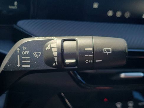 New 2026 Nissan Kicks SR FWD image 28