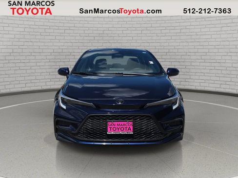 Used 2026 Toyota Corolla SE FWD image 2