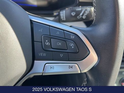 Used 2025 Volkswagen Taos S AWD/4WD image 30