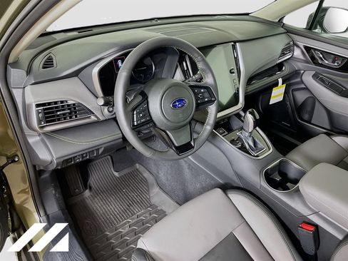Used 2025 Subaru Outback Onyx Edition AWD/4WD image 9
