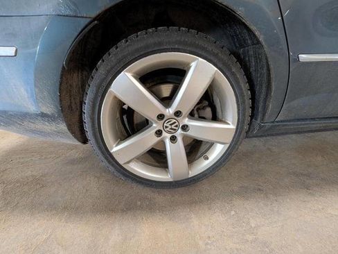 Used 2009 Volkswagen CC VR6 AWD/4WD image 16