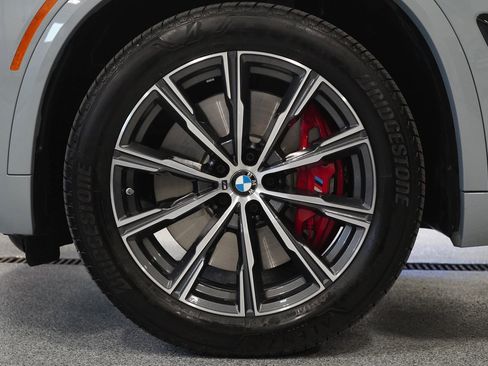 Used 2025 BMW X5 M60i image 10