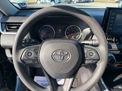 Used 2019 Toyota RAV4 XLE image 22