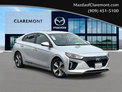 Used 2017 Hyundai Ioniq Limited w/ Limited Ultimate Package 02