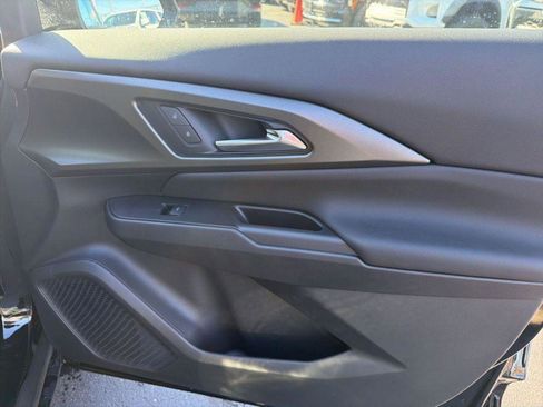 New 2026 Chevrolet Equinox EV LT FWD image 23