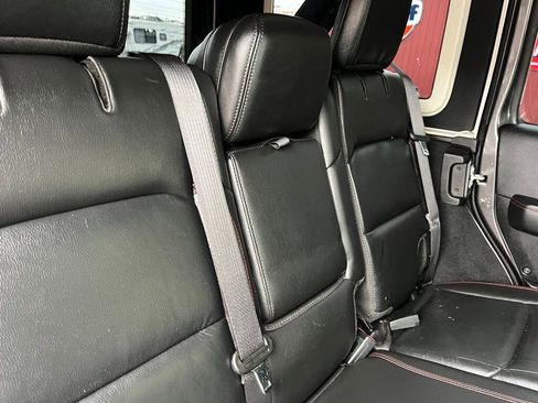 Used 2019 Jeep Wrangler Unlimited Rubicon image 50