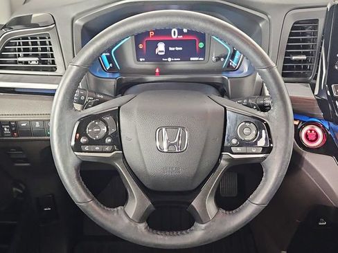 Used 2023 Honda Odyssey Elite image 25