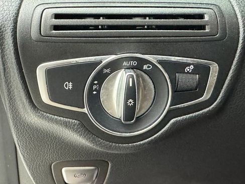 Certified 2021 Mercedes-Benz GLC 300 image 35