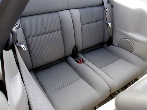 Used 2007 Chrysler PT Cruiser Convertible w/ Spring Special Group image 19