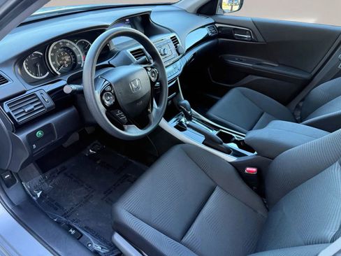 Used 2016 Honda Accord LX image 11
