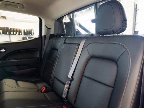 Used 2019 Chevrolet Colorado ZR2 w/ ZR2 Dusk Special Edition image 26