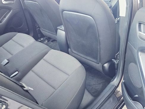 Used 2017 Kia Forte LX image 12