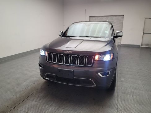 Used 2020 Jeep Grand Cherokee Limited RWD image 15