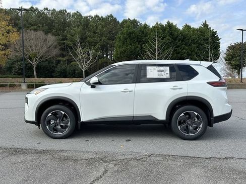 New 2026 Nissan Rogue SV w/ Cold Weather Package FWD image 6