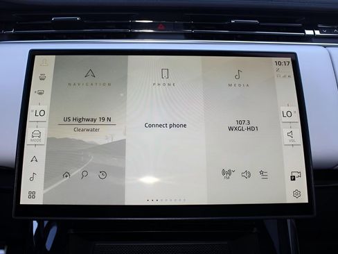 Used 2025 Land Rover Range Rover Sport Dynamic SE image 23