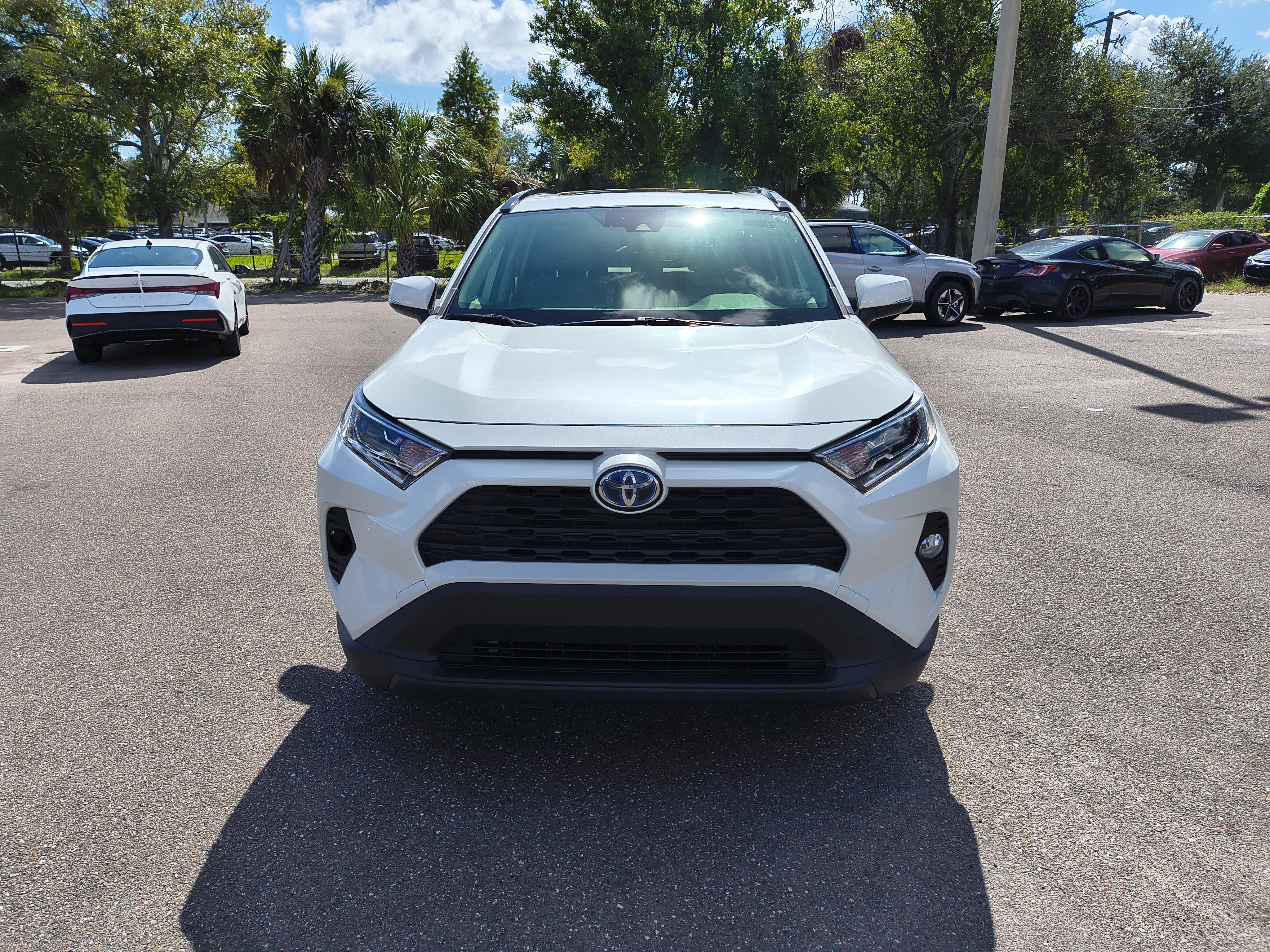 Used 2021 Toyota RAV4 XLE Premium AWD/4WD image 2