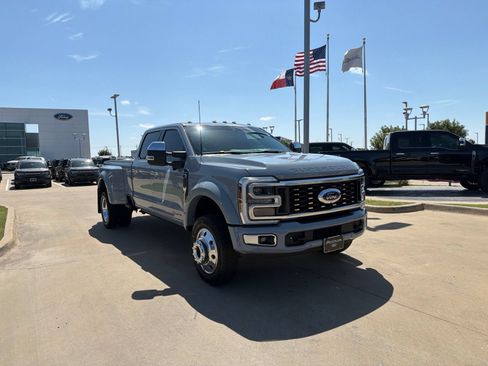 Used 2026 Ford F450 Platinum w/ Platinum Plus Package AWD/4WD image 7