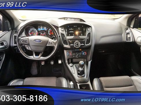 Used 2017 Ford Focus RS image 2