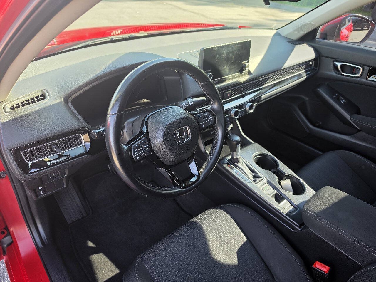 Used 2022 Honda Civic EX image 10