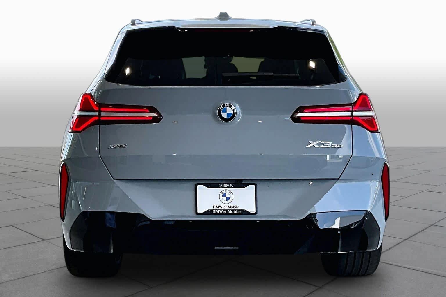 Used 2026 BMW X3 xDrive30i w/ Premium Package AWD/4WD image 4