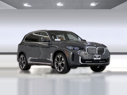 Used 2026 BMW X5 sDrive40i RWD image 7