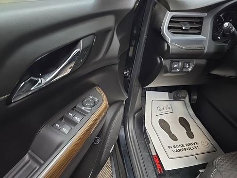 Used 2019 GMC Acadia SLE w/ LPO, Floor Liner Package image 27