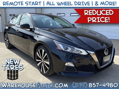 Used 2022 Nissan Altima 2.5 SR image 1