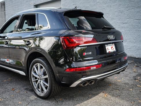 Used 2023 Audi SQ5 Premium w/ Convenience Package image 11