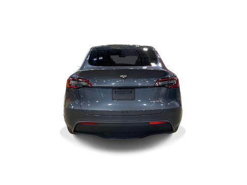 Certified 2023 Tesla Model Y Long Range AWD/4WD image 5