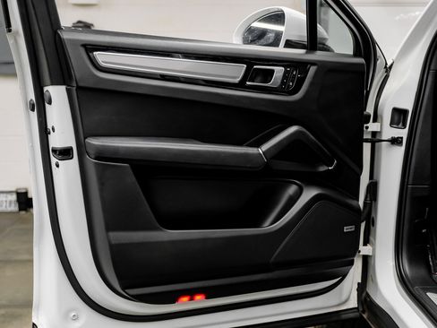 Used 2023 Porsche Cayenne Base image 54