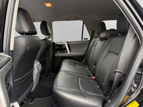 Used 2012 Toyota 4Runner SR5 image 13