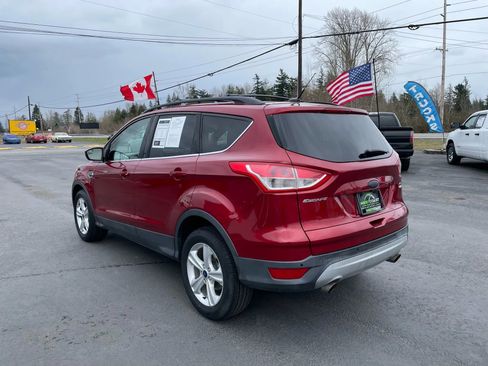 Used 2014 Ford Escape SE w/ Equipment Group 201A image 5