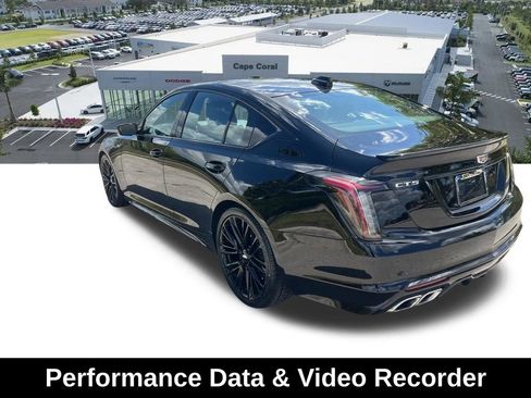Used 2022 Cadillac CT5 V w/ Premium Package RWD image 31