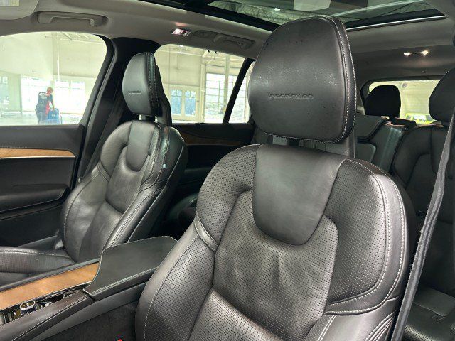 Used 2017 Volvo XC90 T6 Inscription w/ Vision Package AWD/4WD image 46
