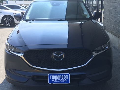Used 2018 MAZDA CX-5 Touring w/ Preferred Equipment Package AWD/4WD image 2