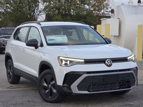 New 2026 Volkswagen Taos S image 2
