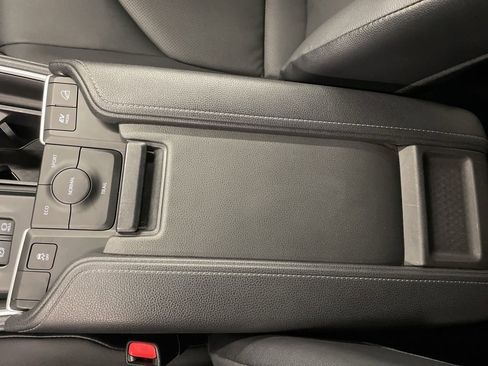 Used 2025 Toyota Grand Highlander AWD Hybrid image 23