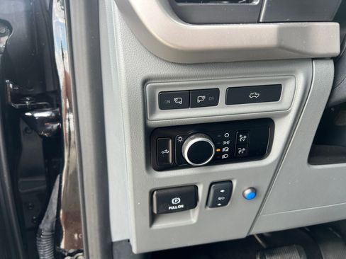 Used 2023 Ford F150 Lightning XLT AWD/4WD image 16