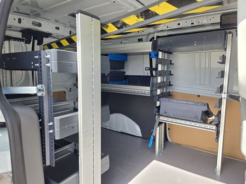 Used 2023 Ford Transit Connect XL FWD image 32