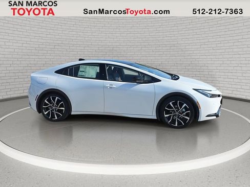 New 2026 Toyota Prius XSE Premium image 4