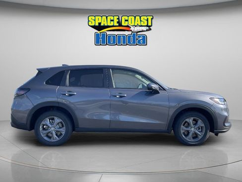 New 2026 Honda HR-V LX image 11