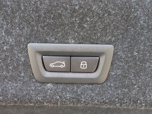 New 2026 BMW 330i w/ M Sport Package image 34