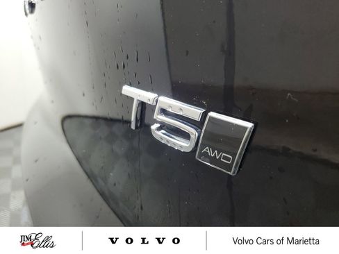 Used 2021 Volvo XC40 T5 R-Design w/ Advanced Package AWD/4WD image 8