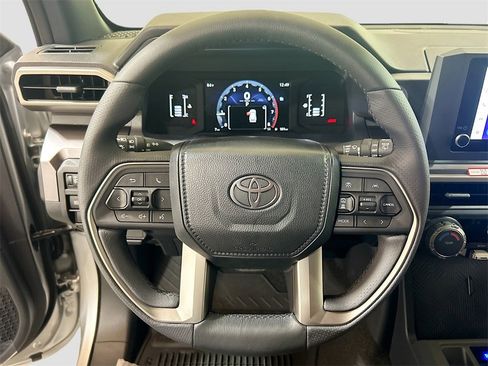 New 2026 Toyota 4Runner SR5 image 9