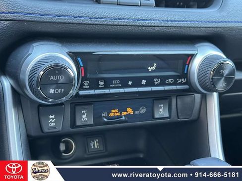 Used 2023 Toyota RAV4 XSE AWD/4WD image 27
